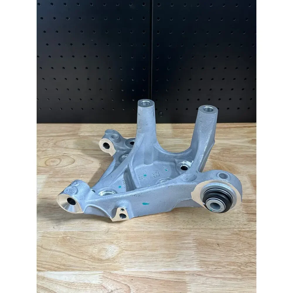 GM Genuine Parts Rear Driver Side Suspension Knuckle 84454535
